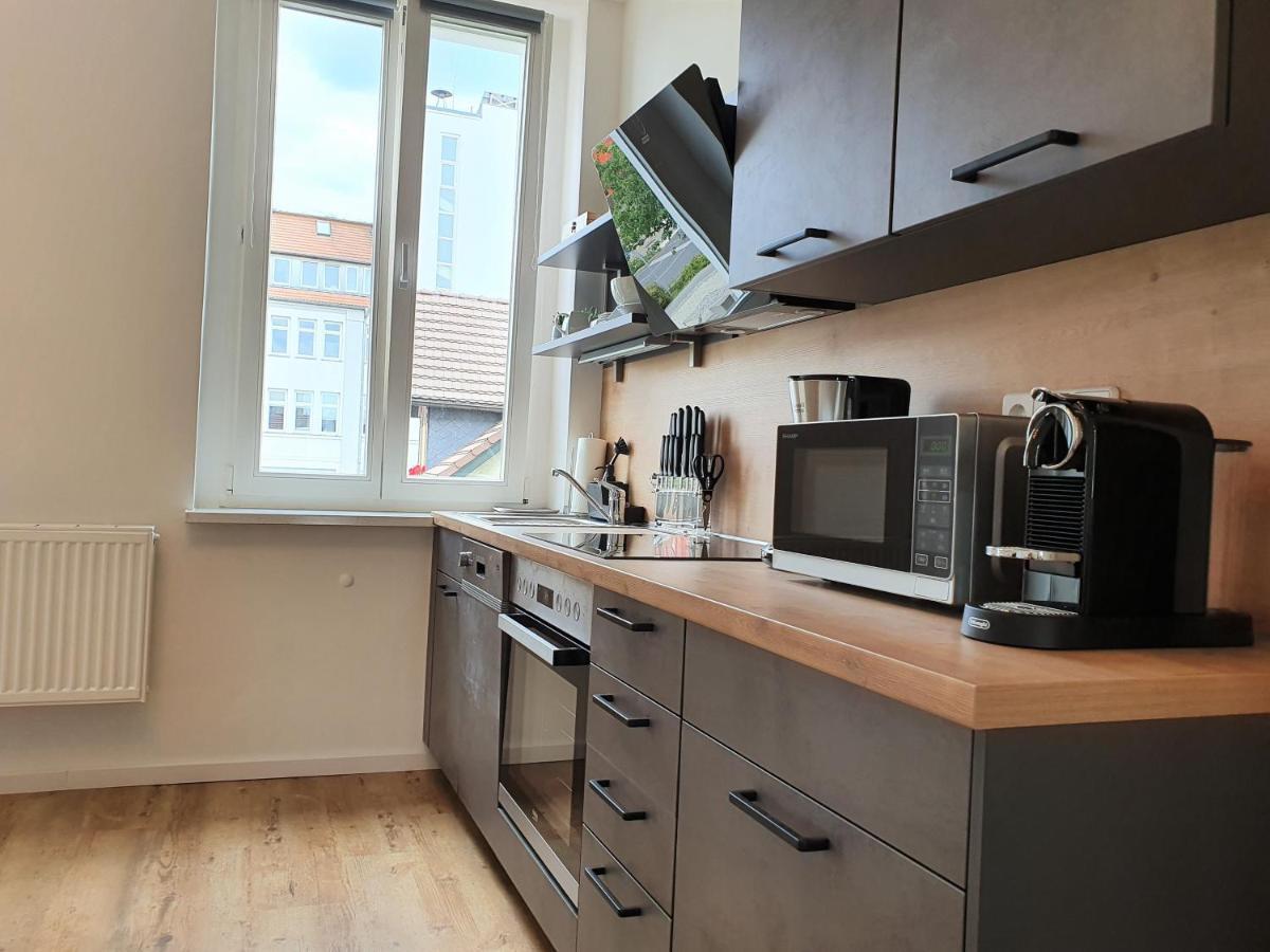 Pb Ferienwohnungen - Fewo 4 - Stilvoll Eingerichtetes Studio Im Herzen Senftenbergs Buitenkant foto